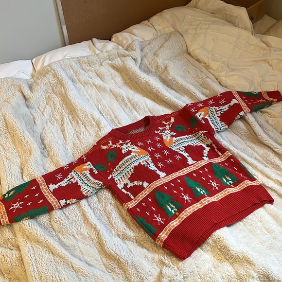 Red and green ugly Christmas sweater - Picture 2 of 3